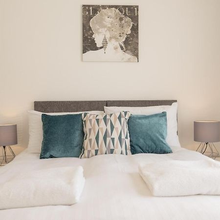 Appartamento Highfield House - 1 Bed-Sleeps 2-Tjs20Hh Ilfracombe Esterno foto